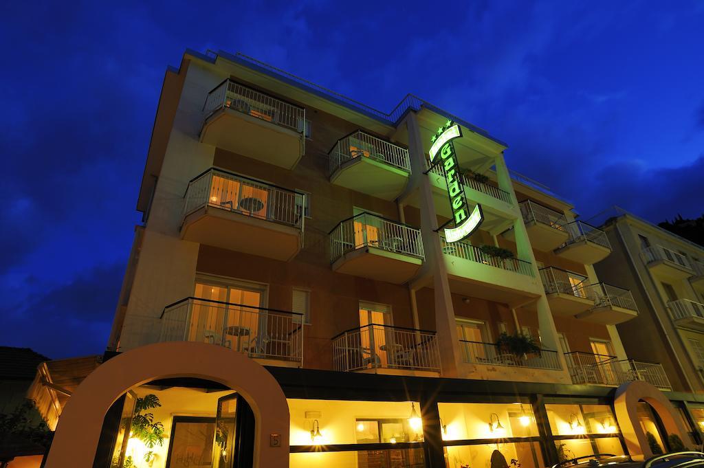 Hotel Garden Лайджелия Екстериор снимка